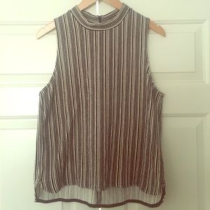 Sleeveless shell top